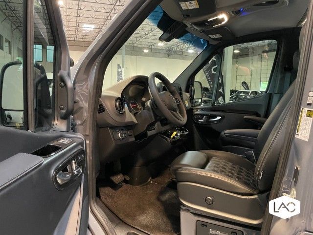 2022 MERCEDES-BENZ SPRINTER CARGO VAN W1Y4EBVY3NT100866
