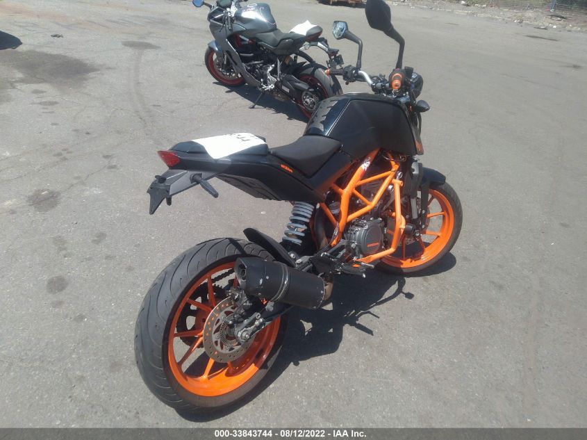 2016 KTM RC 390 MD2JGJ405GC275656