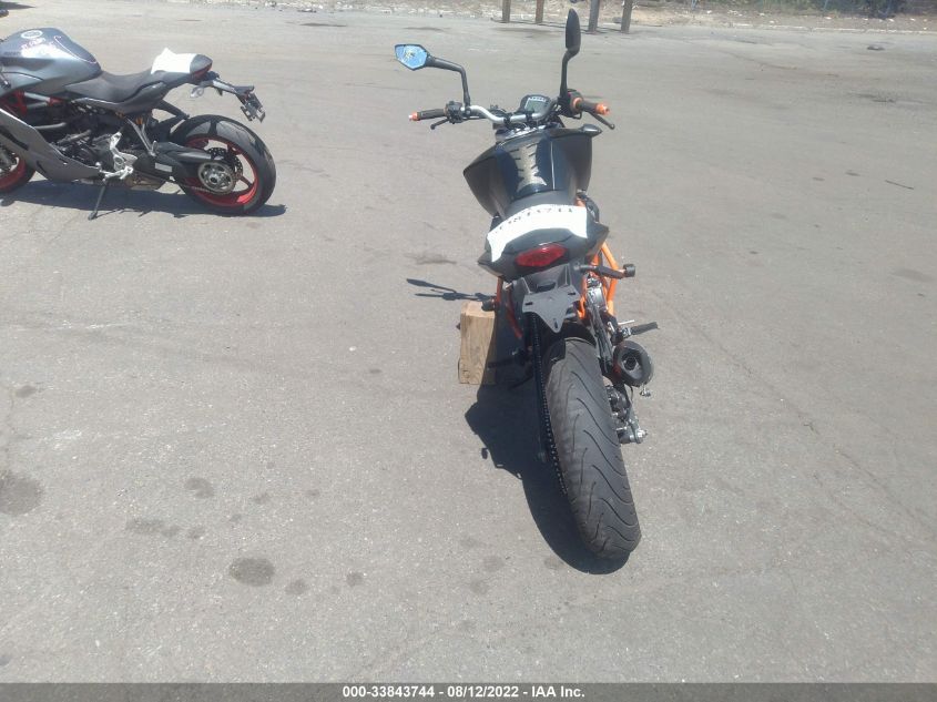 2016 KTM RC 390 MD2JGJ405GC275656