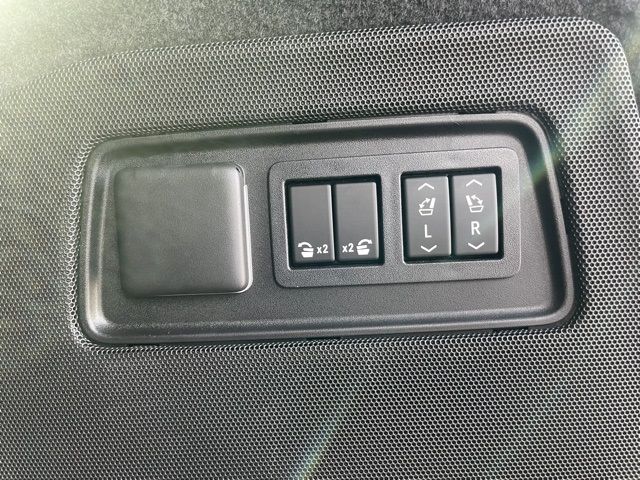 2022 CADILLAC ESCALADE ESV PREMIUM LUXURY 1GYS3KKL3NR159367