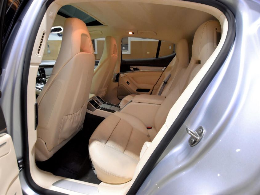 2015 PORSCHE PANAMERA GTS WP0AF2A7XFL080280