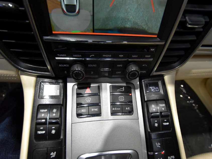 2015 PORSCHE PANAMERA GTS WP0AF2A7XFL080280