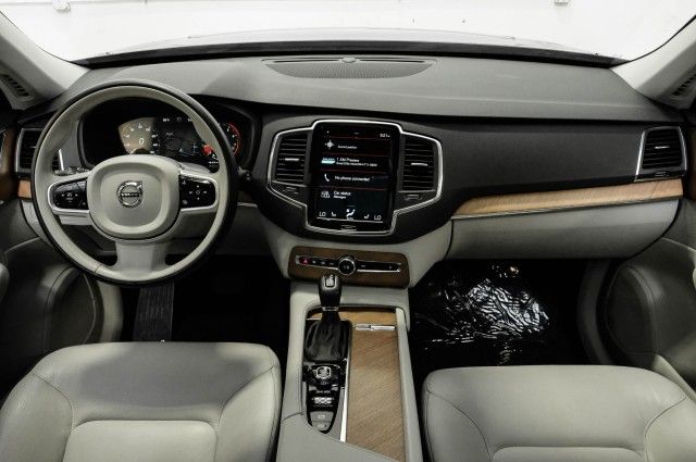2021 VOLVO XC90 MOMENTUM YV4A22PK0M1711986