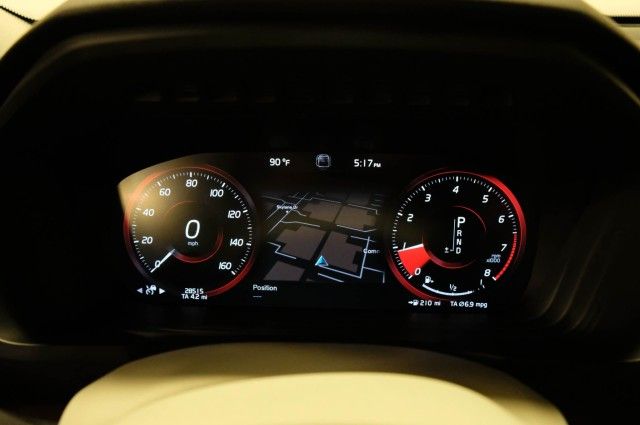 2021 VOLVO XC90 MOMENTUM YV4A22PK0M1711986