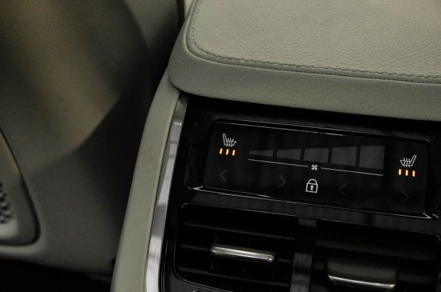 2021 VOLVO XC90 MOMENTUM YV4A22PK0M1711986