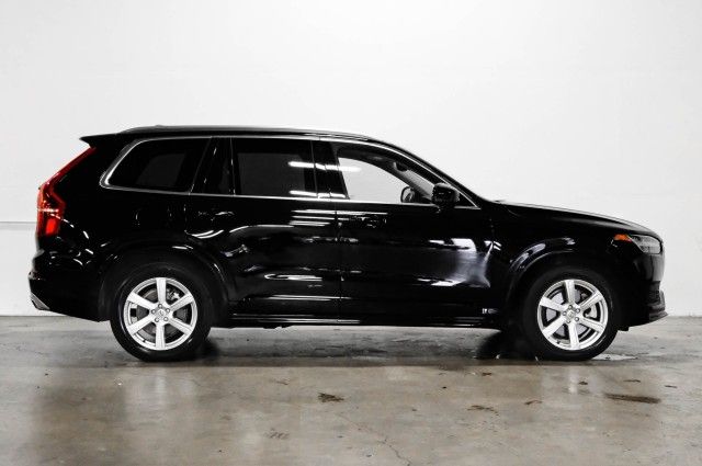 2021 VOLVO XC90 MOMENTUM YV4A22PK0M1711986