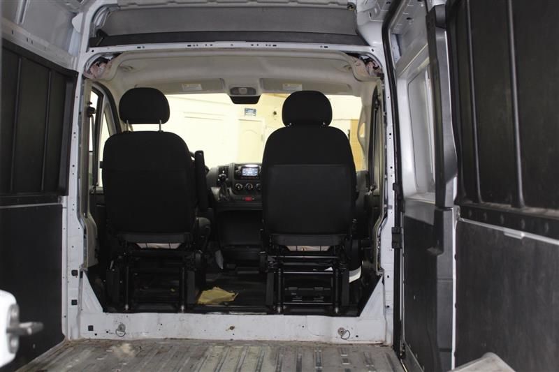 2018 RAM PROMASTER CARGO VAN 3C6TRVCG3JE138933