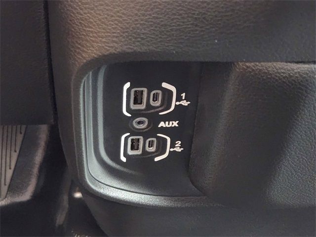 2022 RAM 5500 CHASSIS CAB SLT 3C7WRMDLXNG133088