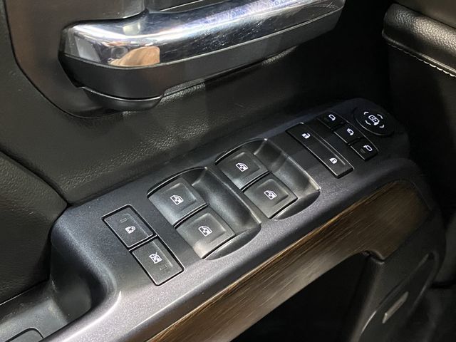 2018 GMC SIERRA 2500HD DENALI 1GT12UEY3JF221076