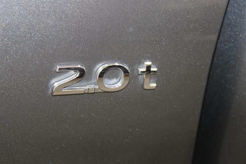2018 INFINITI Q60 2.0T LUXE JN1CV7EL3JM250050