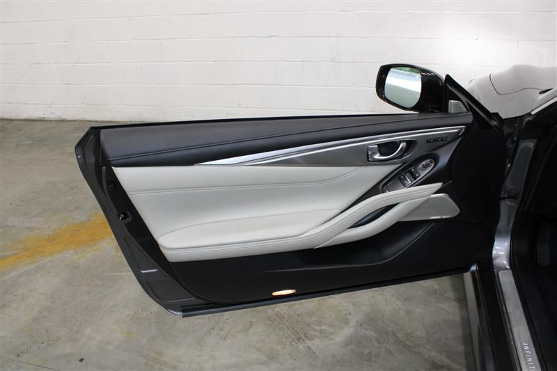 2018 INFINITI Q60 2.0T LUXE JN1CV7EL3JM250050