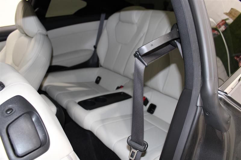 2018 INFINITI Q60 2.0T LUXE JN1CV7EL3JM250050