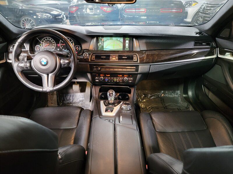 2014 BMW M5 WBSFV9C58ED593042