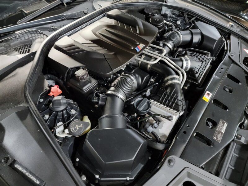 2014 BMW M5 WBSFV9C58ED593042