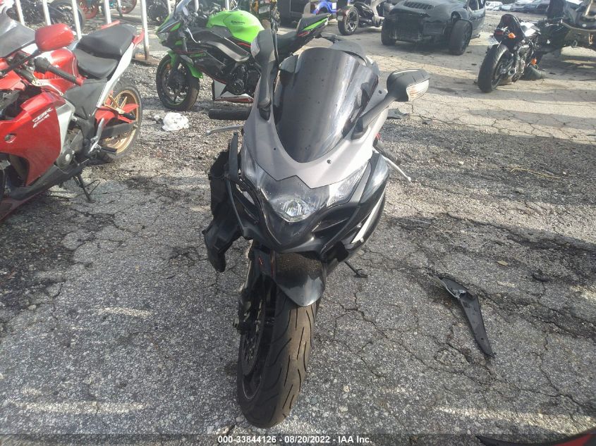 2014 SUZUKI GSX-R1000 JS1GT78A2E2101042