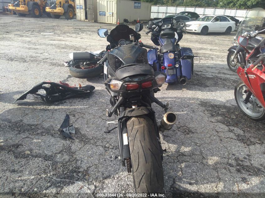 2014 SUZUKI GSX-R1000 JS1GT78A2E2101042