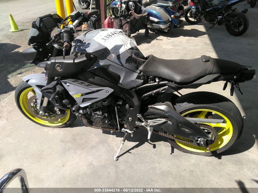 2017 YAMAHA FZ10 JYARN48EXHA001304