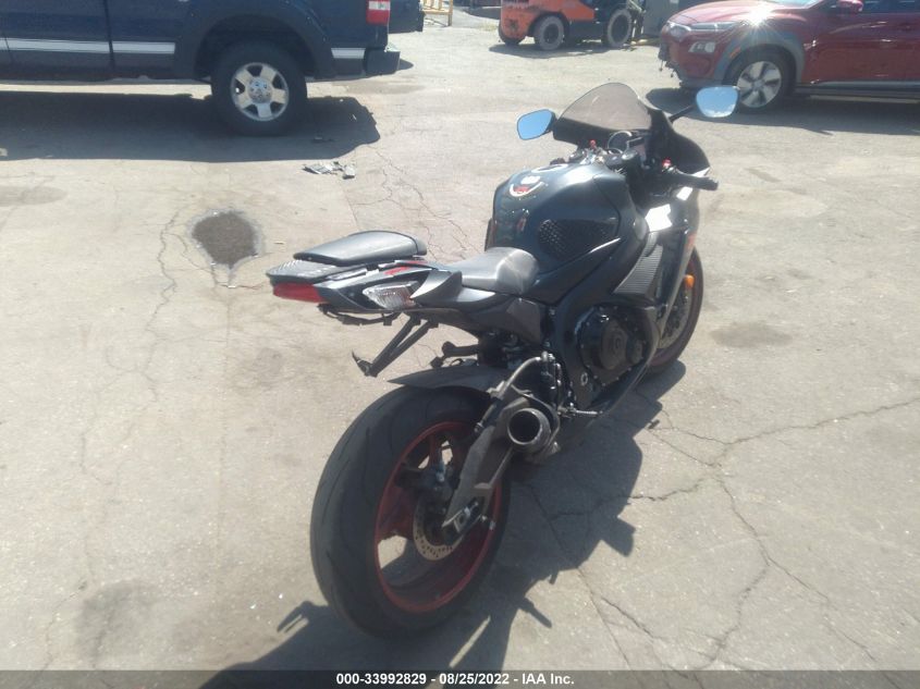 2017 SUZUKI GSX-R600 JS1GN7FA0H2100649
