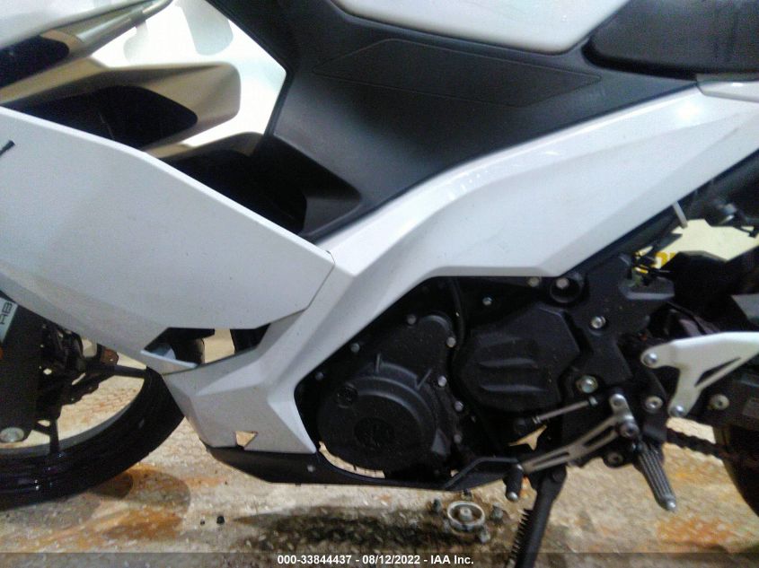 2020 KAWASAKI EX400 JKAEXKG1XLDA67968