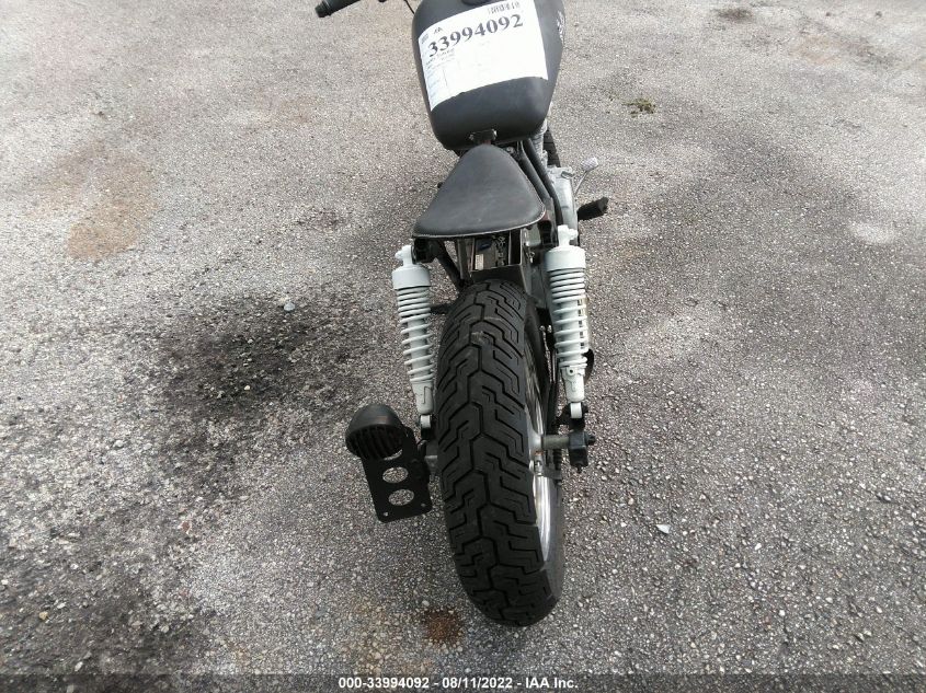 2000 SUZUKI GZ250 JS1NJ48A1Y2100285