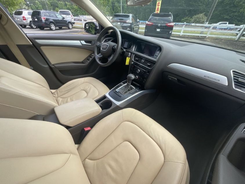 2013 AUDI A4 PREMIUM WAUBFAFL8DA048258