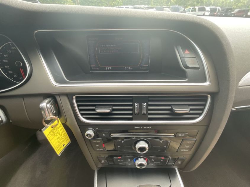 2013 AUDI A4 PREMIUM WAUBFAFL8DA048258
