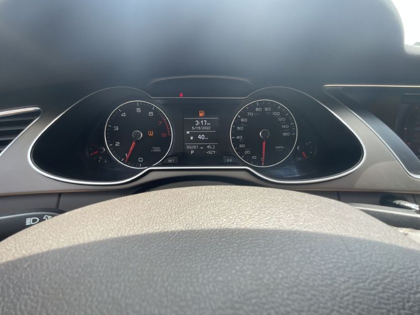 2013 AUDI A4 PREMIUM WAUBFAFL8DA048258