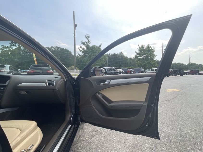 2013 AUDI A4 PREMIUM WAUBFAFL8DA048258