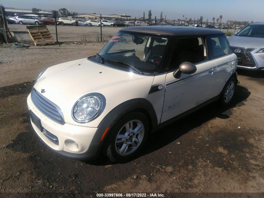 2013 MINI COOPER HARDTOP WMWSU3C52DT684539