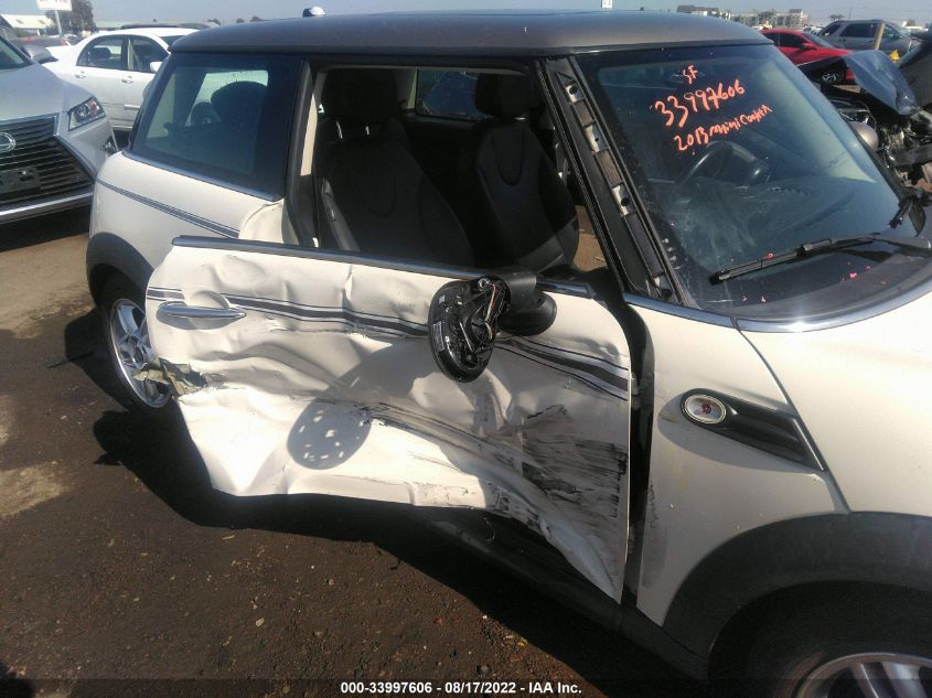 2013 MINI COOPER HARDTOP WMWSU3C52DT684539