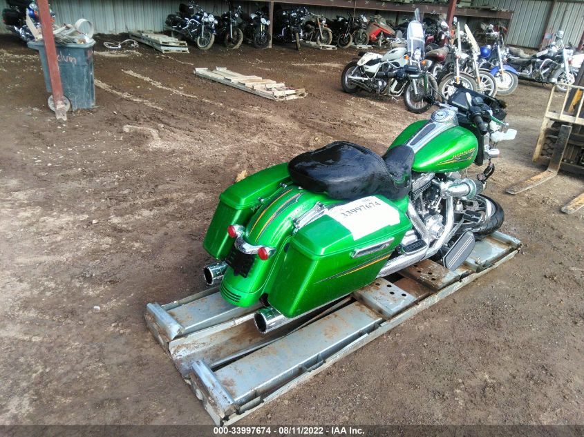 2015 HARLEY-DAVIDSON FLHX STREET GLIDE 1HD1KBM11FB624737