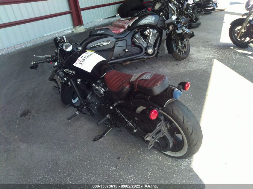 2018 INDIAN MOTORCYCLE CO. SCOUT BOBBER 56KMTB00XJ3126705