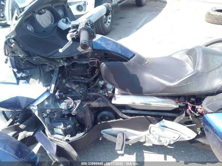 2011 CAN-AM SPYDER ROADSTER RT 2BXJBKC18BV001508