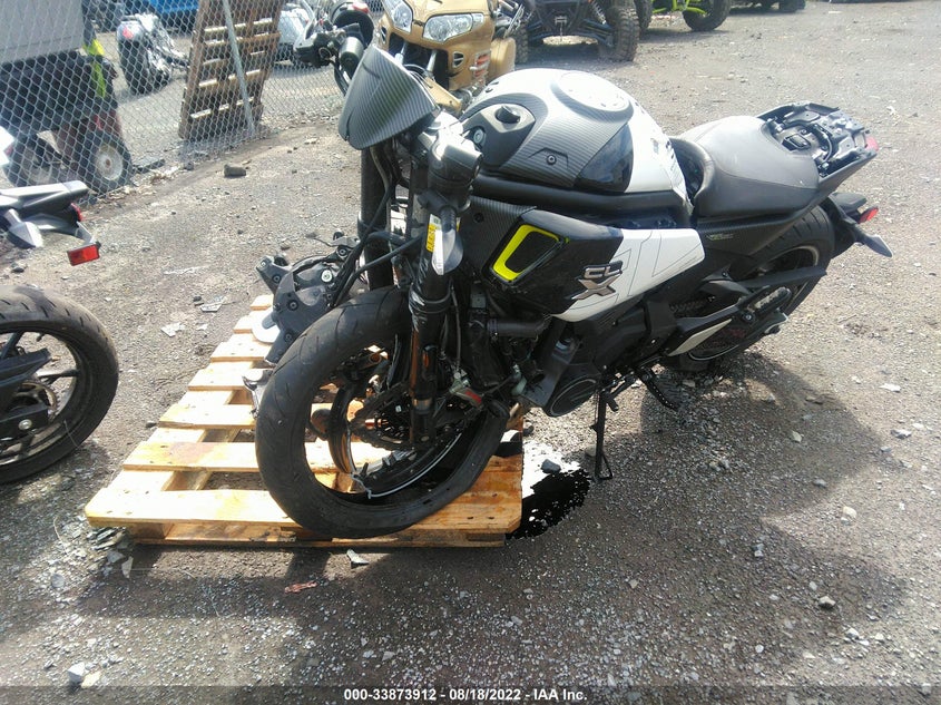 VIN LCEPEWL1XN6002785 2022 CFMOTO CX L