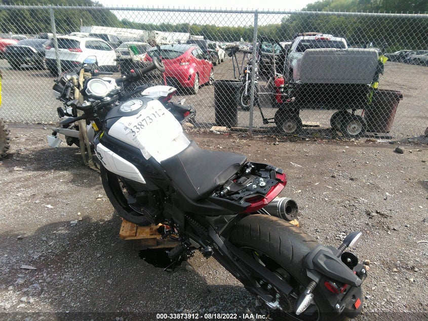 VIN LCEPEWL1XN6002785 2022 CFMOTO CX L