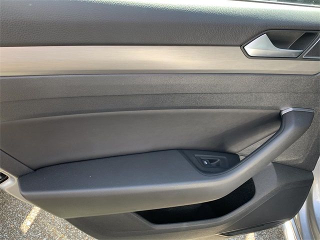 2019 VOLKSWAGEN ARTEON SE WVWAR7AN1KE028263
