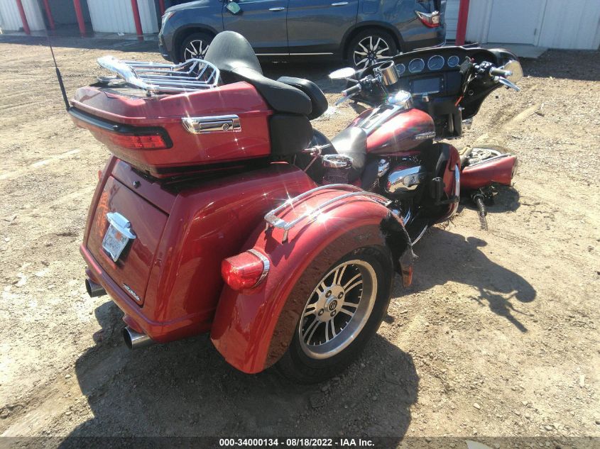 2018 HARLEY-DAVIDSON FLHTCUTG TRI GLIDE ULTRA 1HD1MAD36JB857253