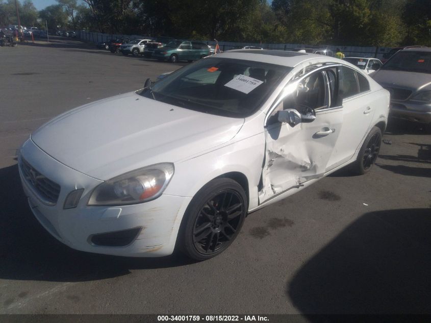 2013 VOLVO S60 T5 YV1612FS1D1214212