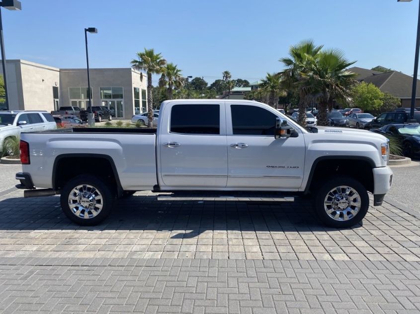 2019 GMC SIERRA 2500HD DENALI 1GT12SEY7KF126140