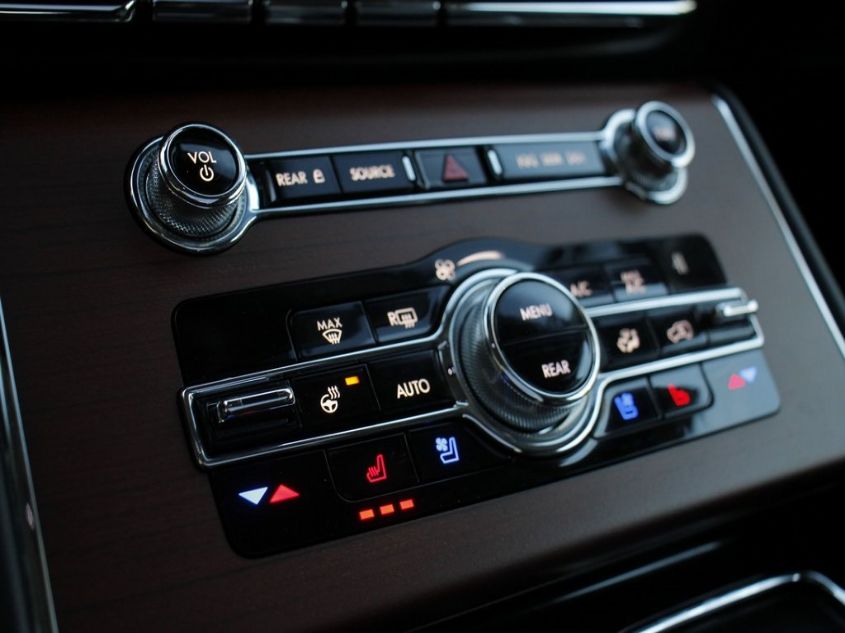 2020 LINCOLN AVIATOR RESERVE 5LM5J7XC8LGL30632