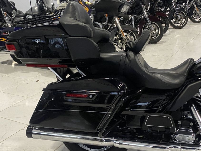 2017 HARLEY-DAVIDSON FLHTK ULTRA LIMITED 1HD1KED18HB644326