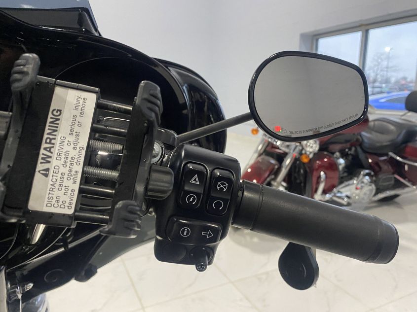 2017 HARLEY-DAVIDSON FLHTK ULTRA LIMITED 1HD1KED18HB644326