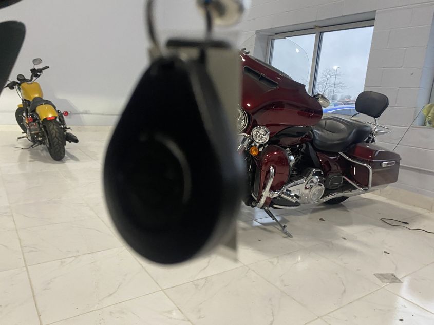 2017 HARLEY-DAVIDSON FLHTK ULTRA LIMITED 1HD1KED18HB644326