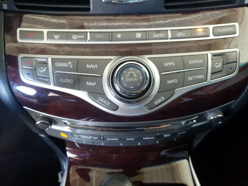 2018 INFINITI Q70 3.7 LUXE JN1BY1AP9JM180501