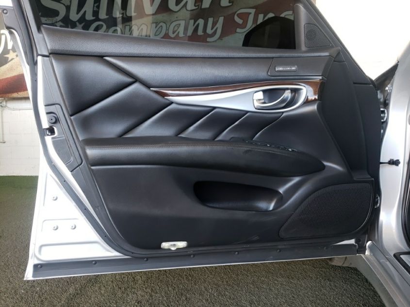 2018 INFINITI Q70 3.7 LUXE JN1BY1AP9JM180501