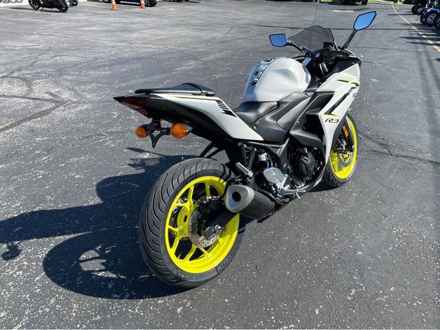 2018 YAMAHA YZFR3 A MH3RH15YXJK004049