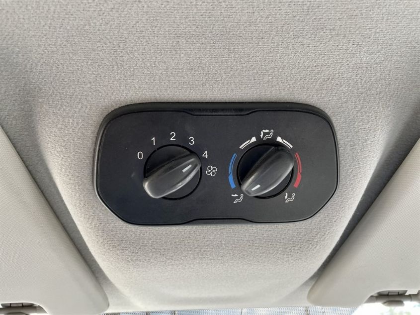 2015 FORD TRANSIT WAGON XL/XLT 1FBZX2ZG7FKA98511