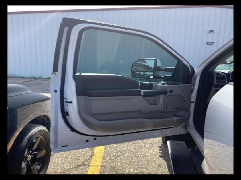 2018 FORD SUPER DUTY F-450 DRW XL/XLT/LARIAT 1FT8W4DT1JEB00058