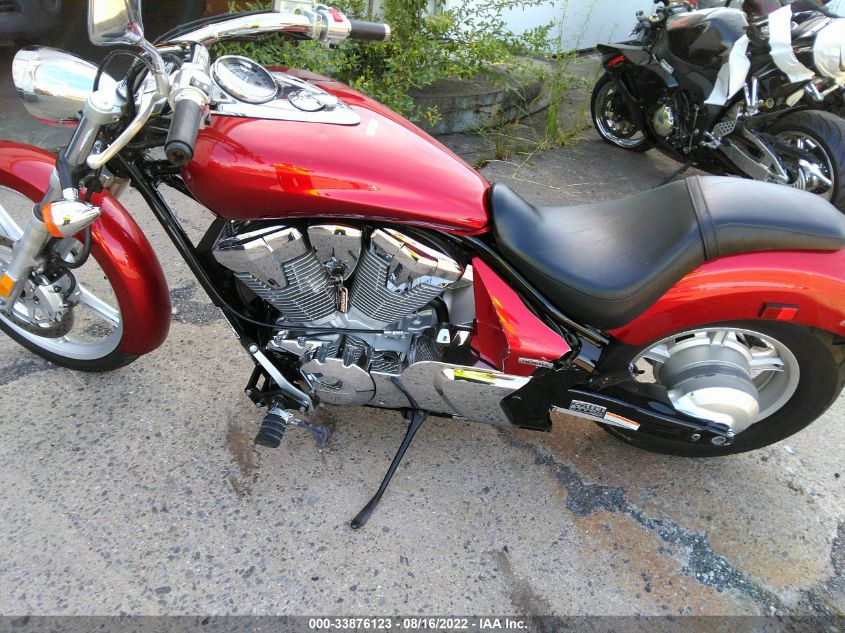 2010 HONDA VT1300 CS JH2SC6704AK000282