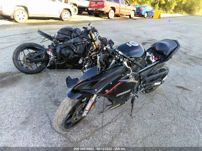 2009 YAMAHA FZ6 R JYARJ18E89A000888